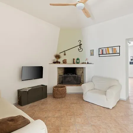 I Tre Nuraghi Feriehus