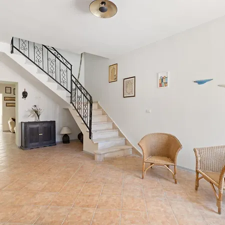 I Tre Nuraghi Feriehus